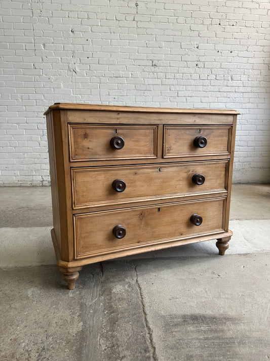 Antique Pine English Chest of Drawers with Mahogany Knobs c. 1880