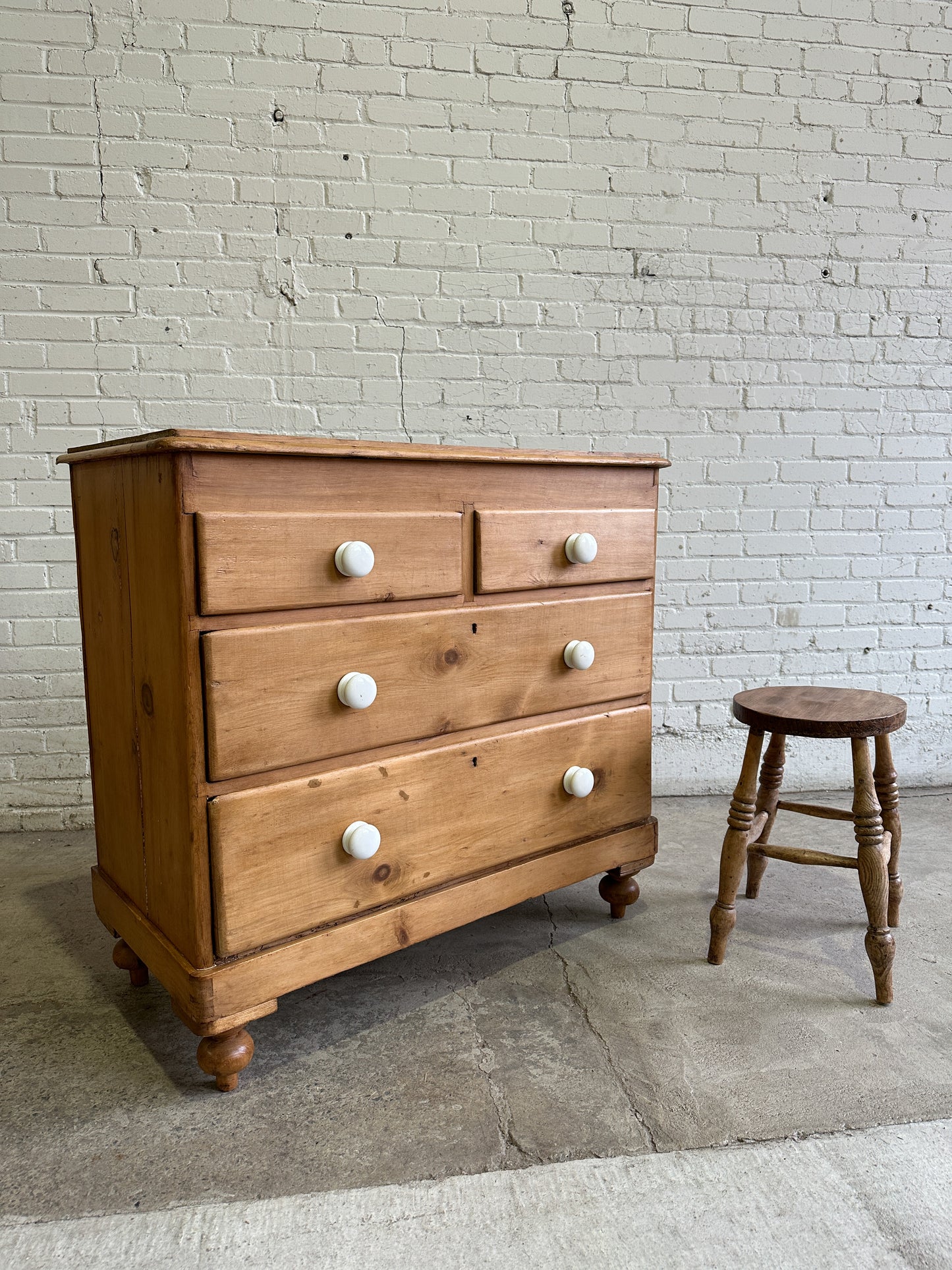 Antique Pine English Chest of Drawers with Ceramic Knobs c. 1900