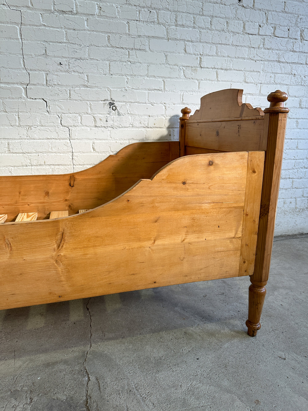 Petite Antique Pine Sleigh Bed c. 1900