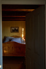 The Knosen Sleigh Bed: Full