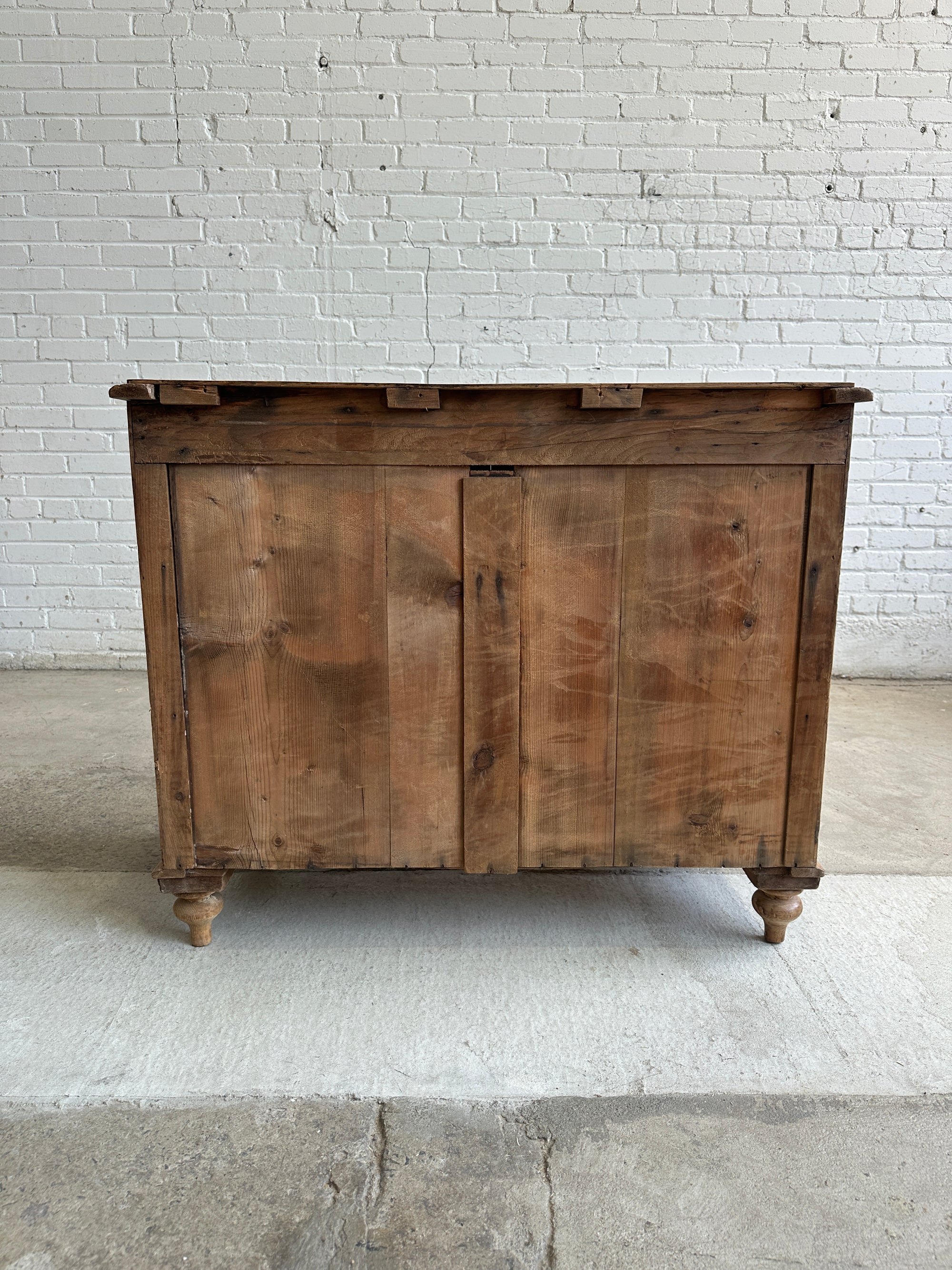 Antique Pine English Chest of Drawers with Mahogany Knobs c. 1880