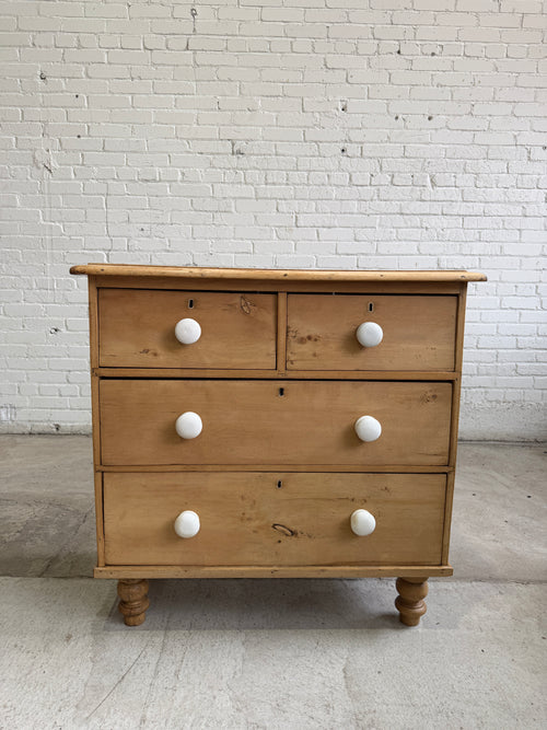 Antique Pine English Chest of Drawers with Porcelain Knobs