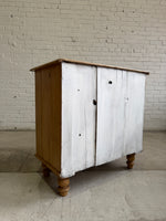 Antique Pine English Chest of Drawers with Porcelain Knobs