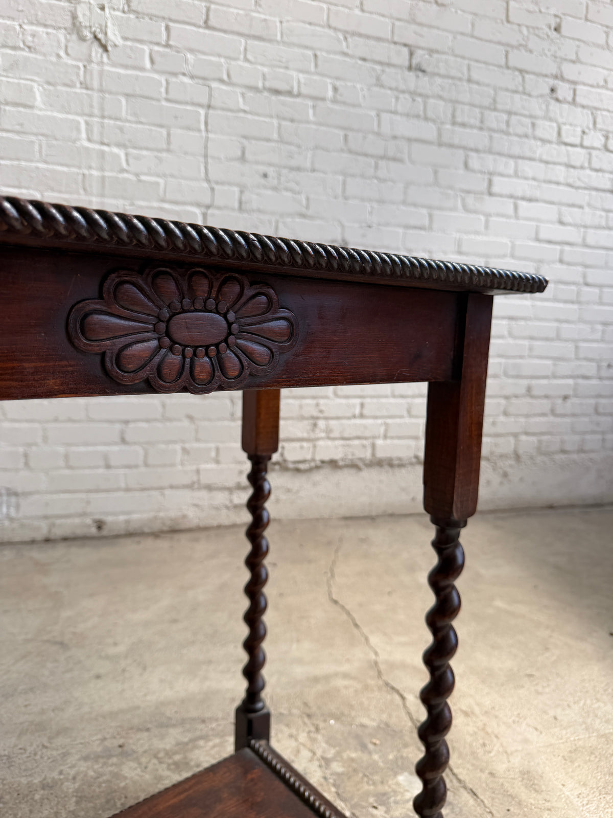 An Antique English Oak Barley Twist Side Table c. 1910