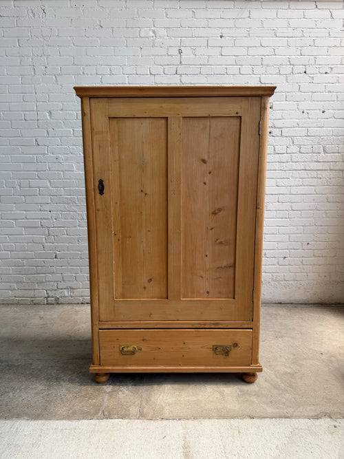 An Antique Pine Linen Cupboard, c. 1900