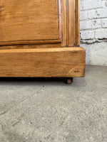Antique Pine Chest of Drawers on Castors c. 1880