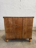 A Classic Antique Pine English Chest of Drawers, c. 1880