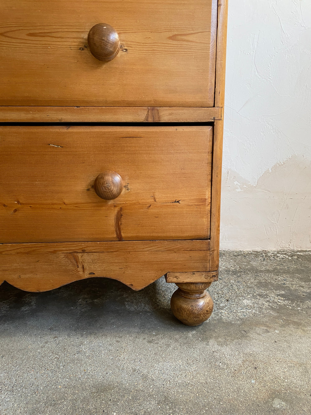 Antique Pine English Chest of Drawers with Wavy Skirt c. 1880