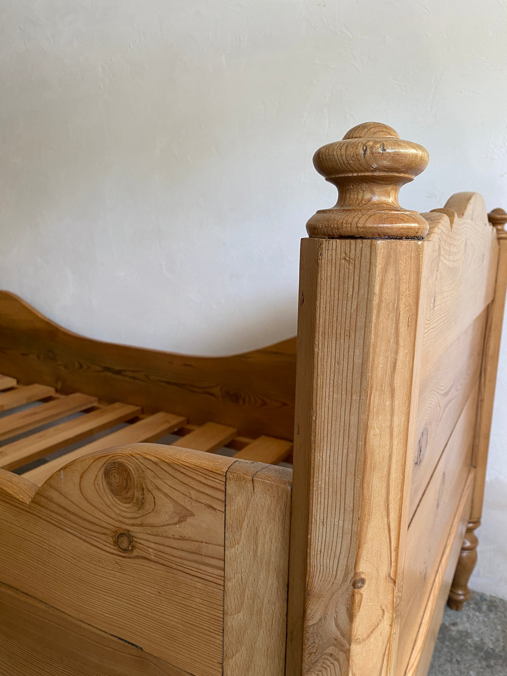 Antique Pine Sleigh Bed c. 1900