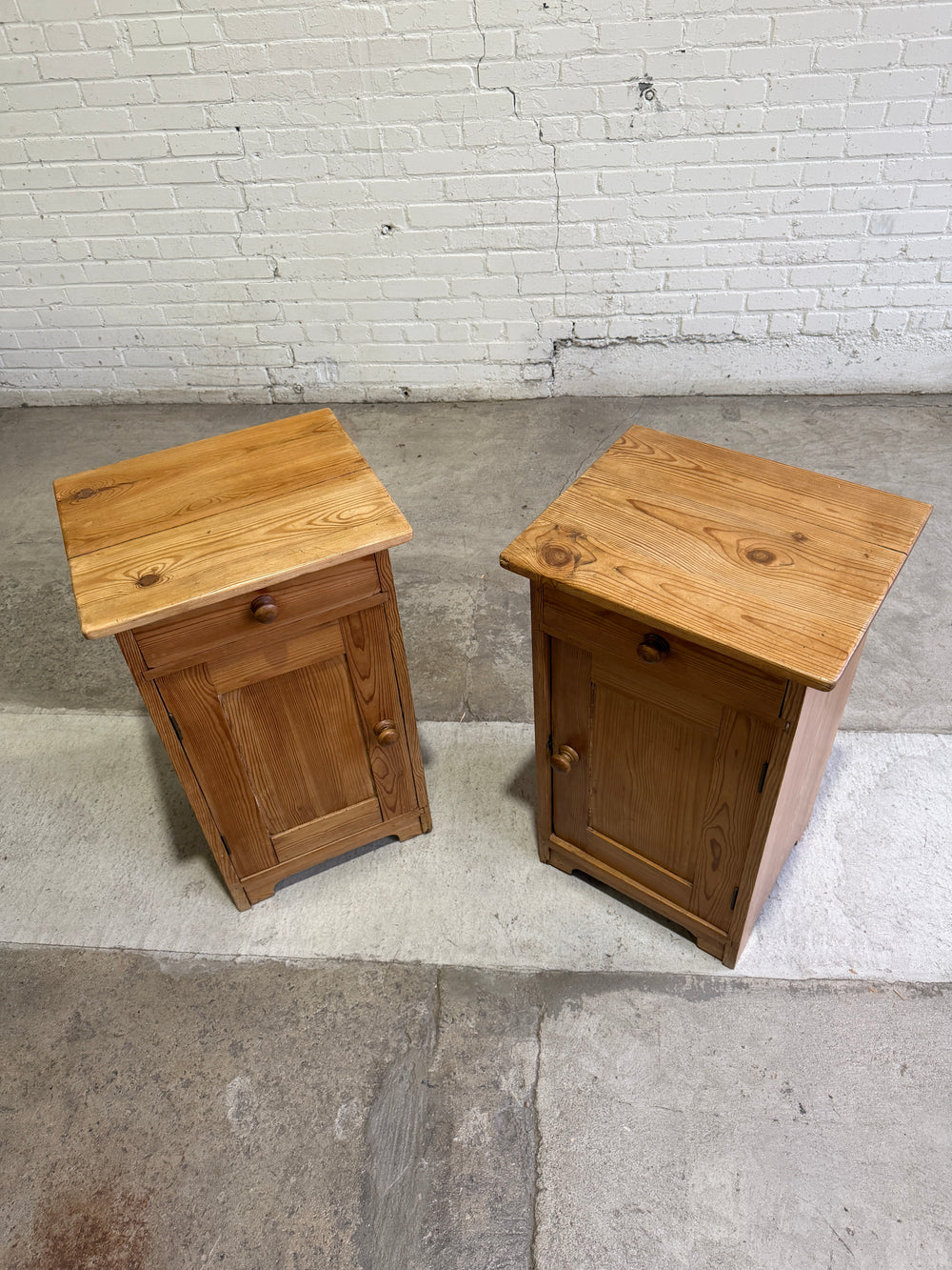 Antique Pine English Nighstand Pair, c. 1880