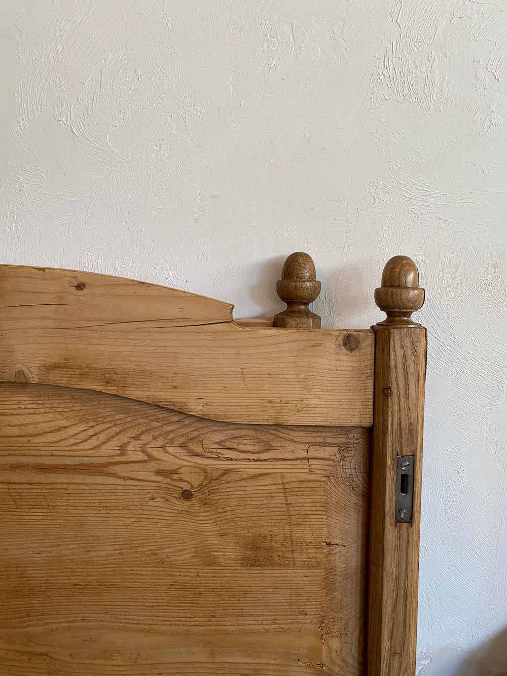 Antique Pine Sleigh Bed with Acorn Finials c. 1890