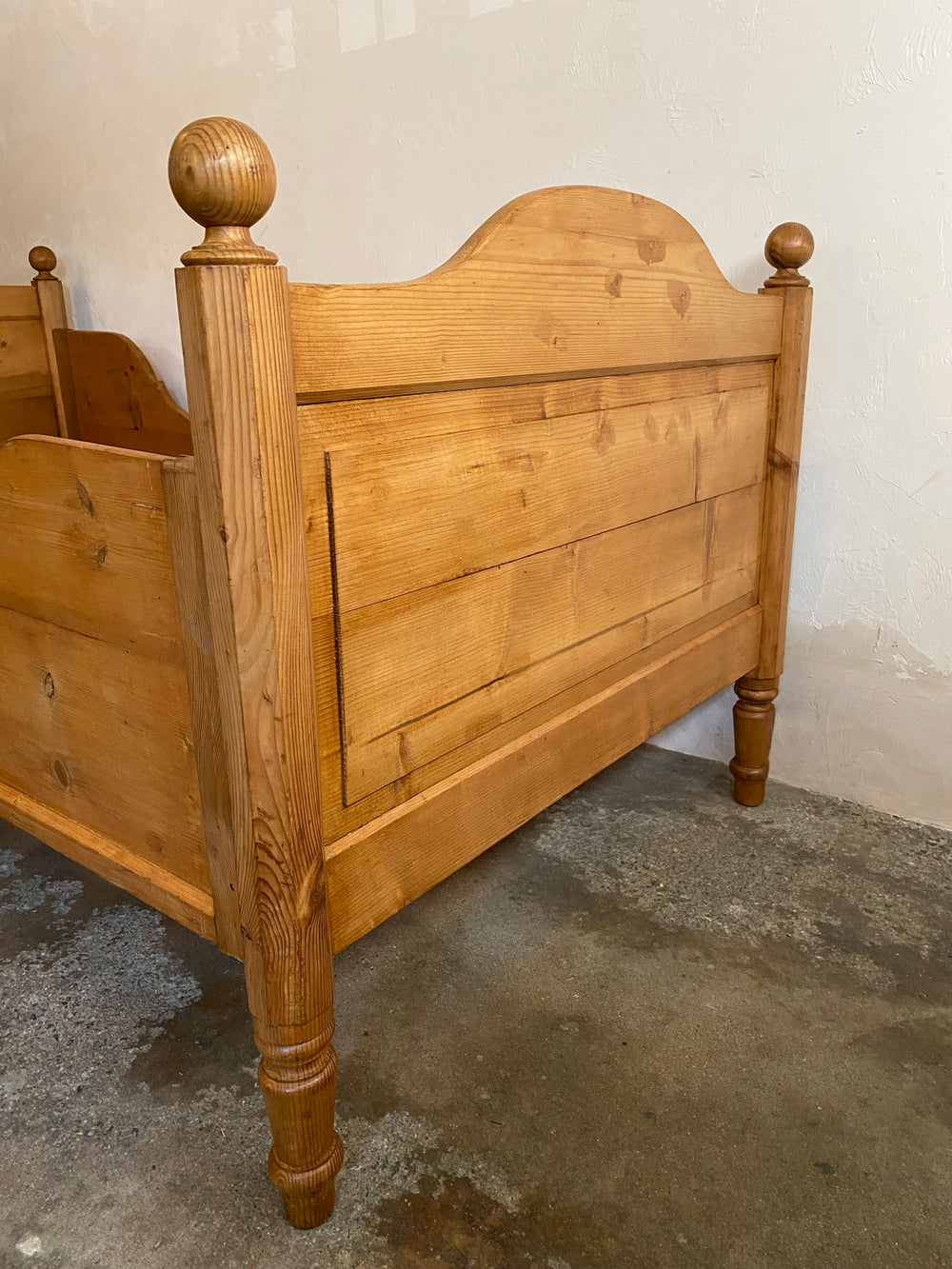 Antique Pine Sleigh Bed c. 1910