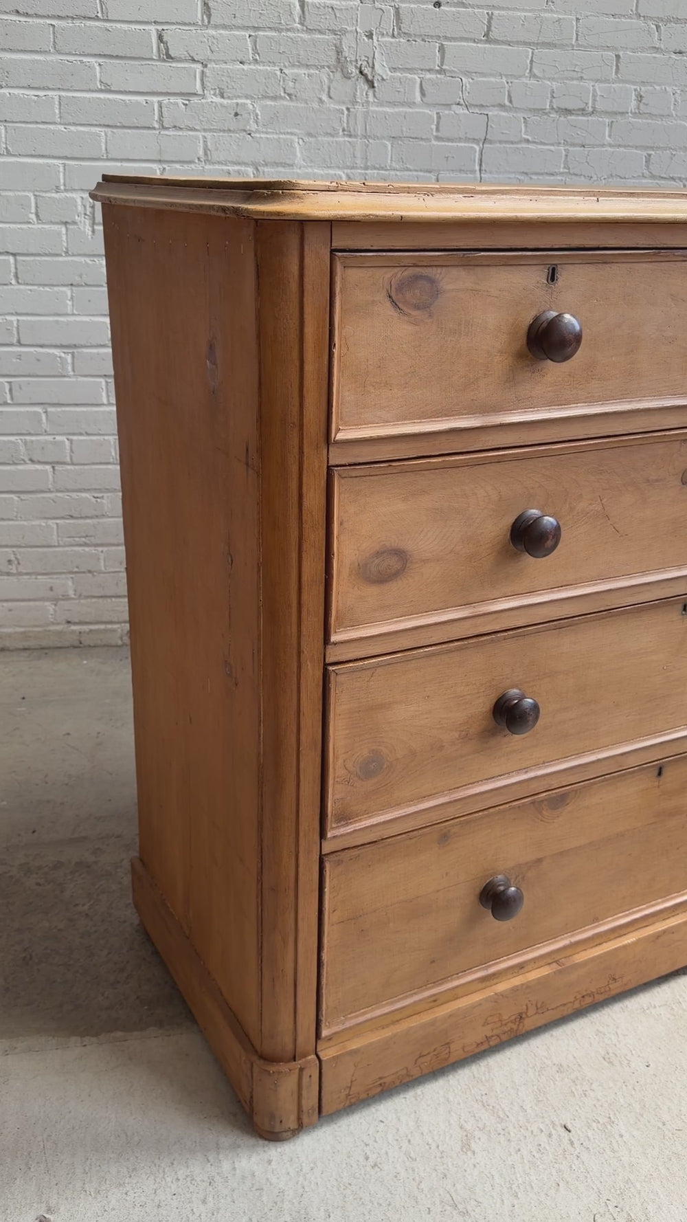 A Large English Antique Pine Chest of Drawers, c. 1880