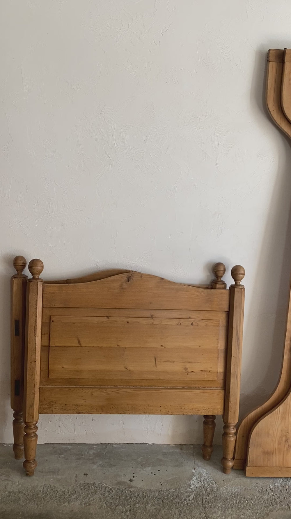 Wide and Low Antique Pine Sleigh Bed with Crests c. 1890