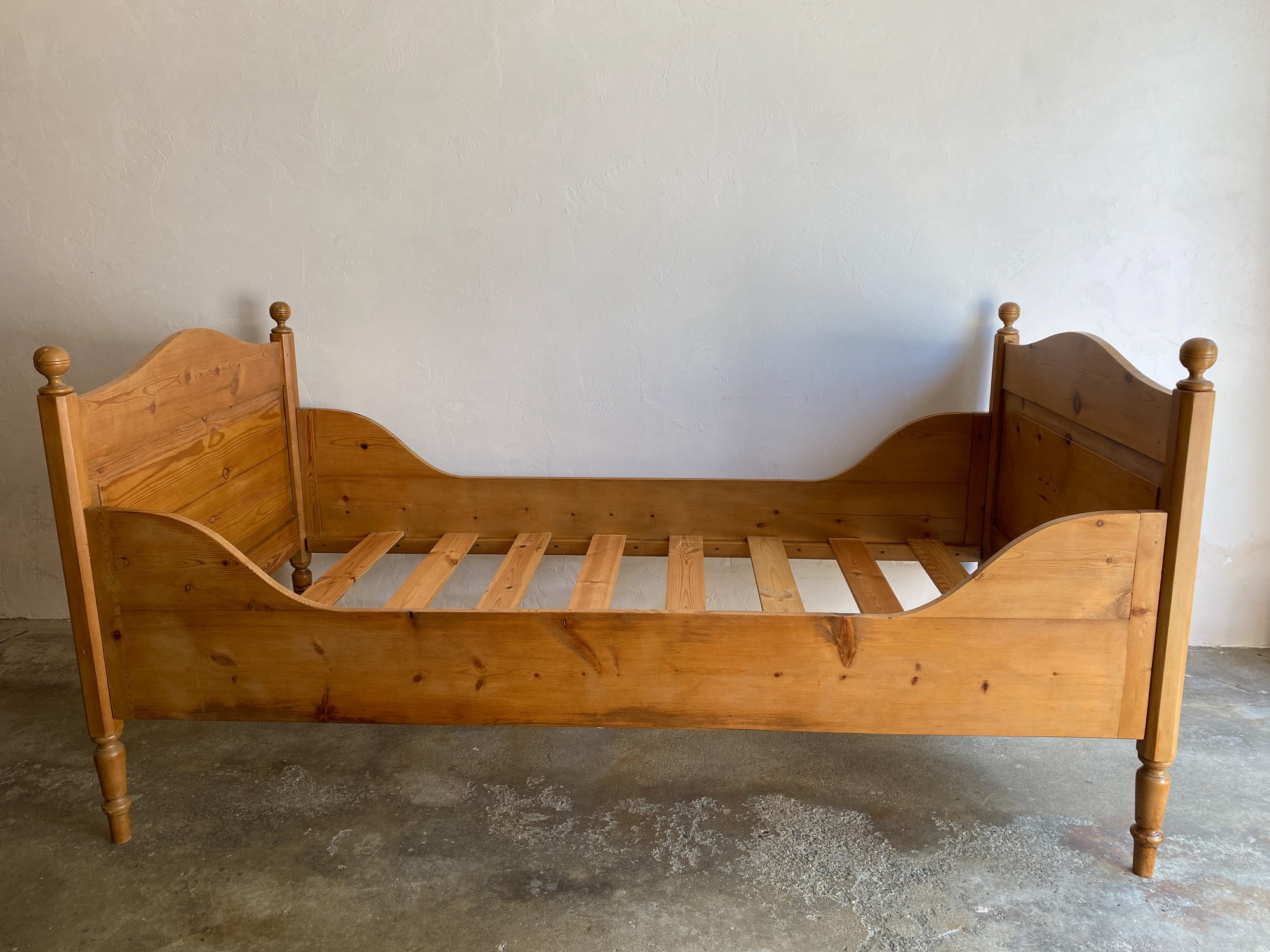 Simple Antique Pine Sleigh Bed