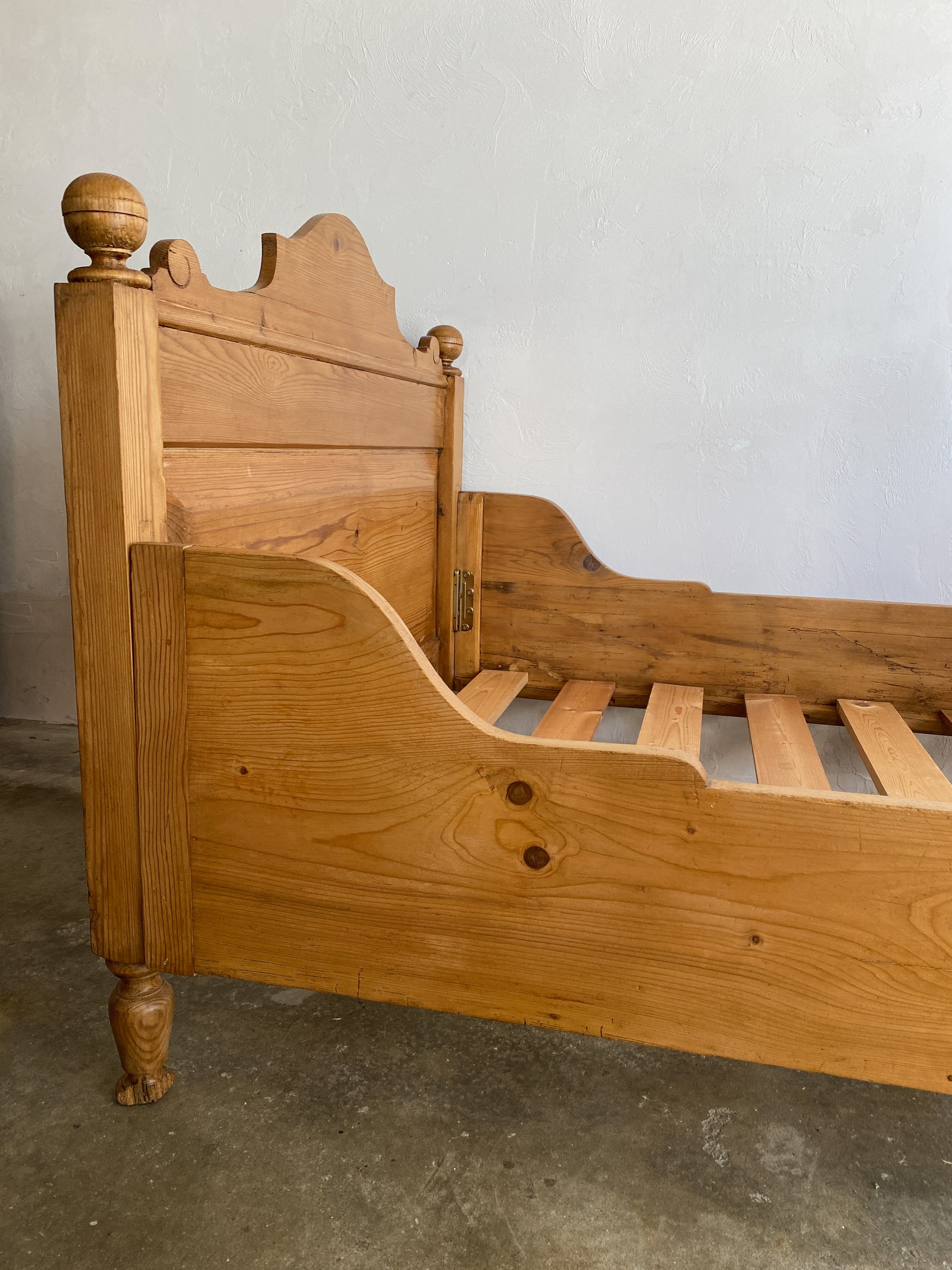 Wide and Low Antique Pine Sleigh Bed with Crests c. 1890
