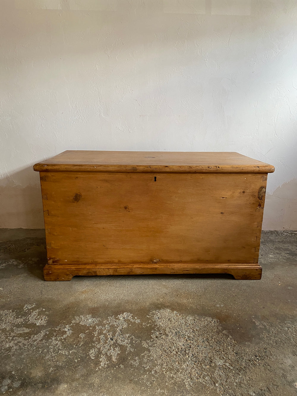 Large English Antique Pine Box on Bracket Feet c. 1860