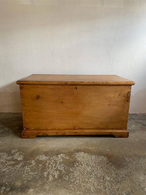 Large English Antique Pine Box on Bracket Feet c. 1860