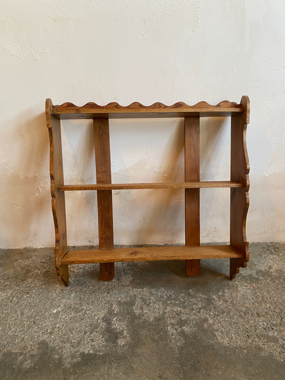 Antique Pine Small Scalloped Wall Shelf