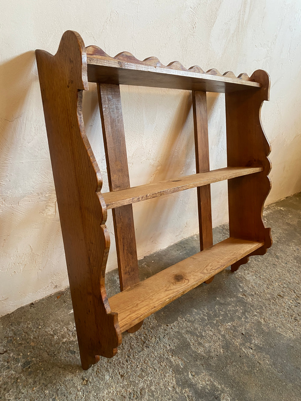Antique Pine Small Scalloped Wall Shelf