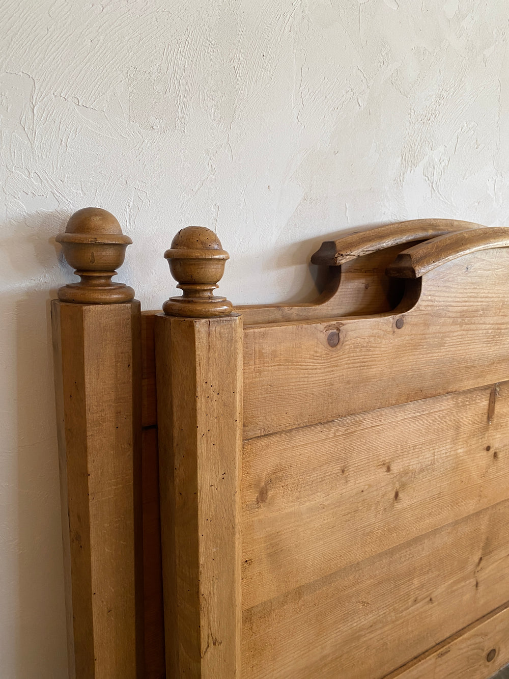 Antique Pine Sleigh Bed with Castors, c. 1910