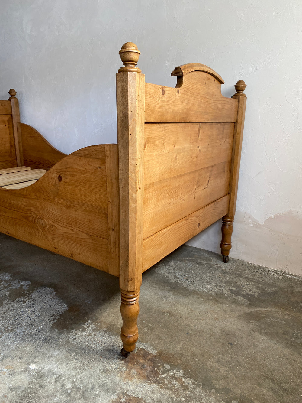 Antique Pine Sleigh Bed with Castors, c. 1910