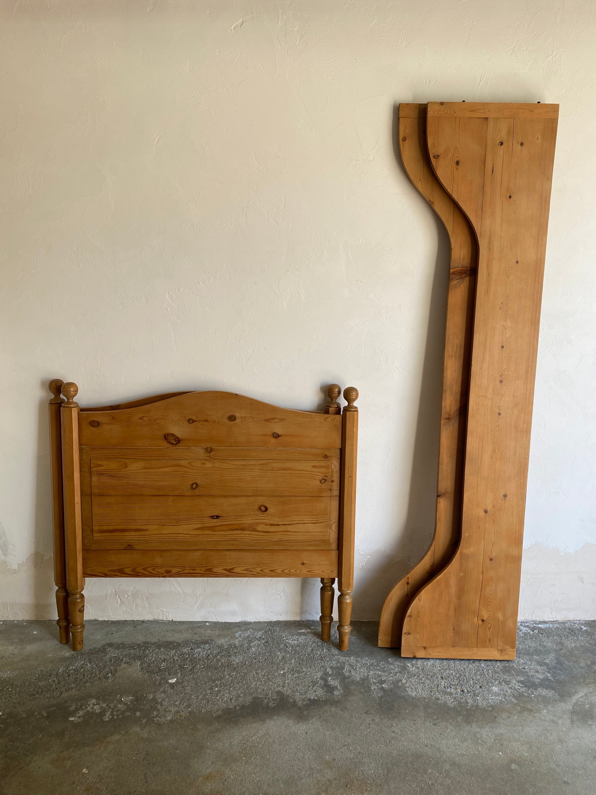 Simple Antique Pine Sleigh Bed