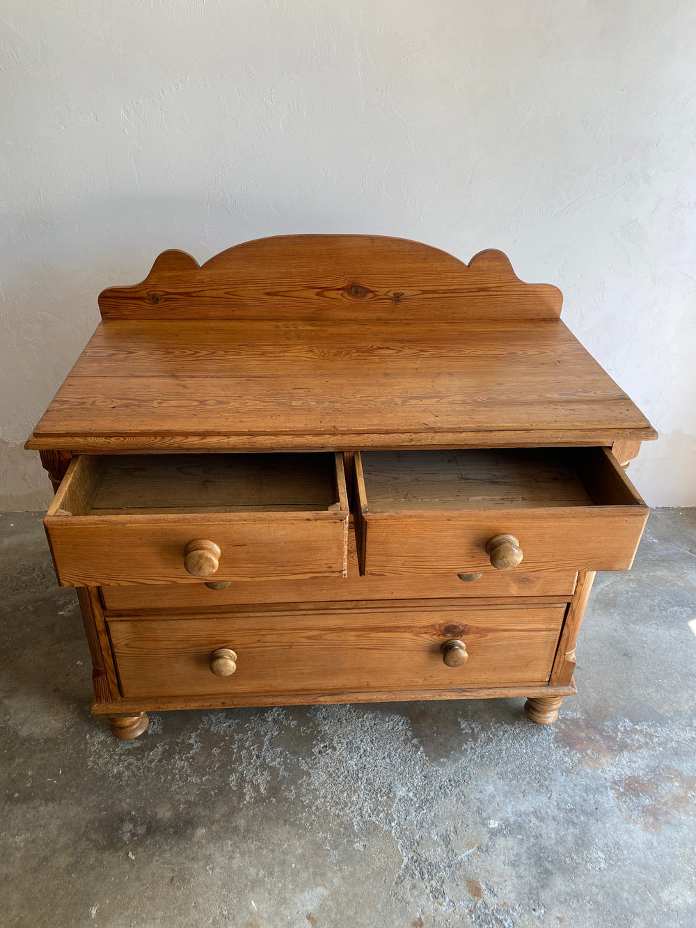 Antique Pitch Pine Chest of Drawers with Scalloped Upstand