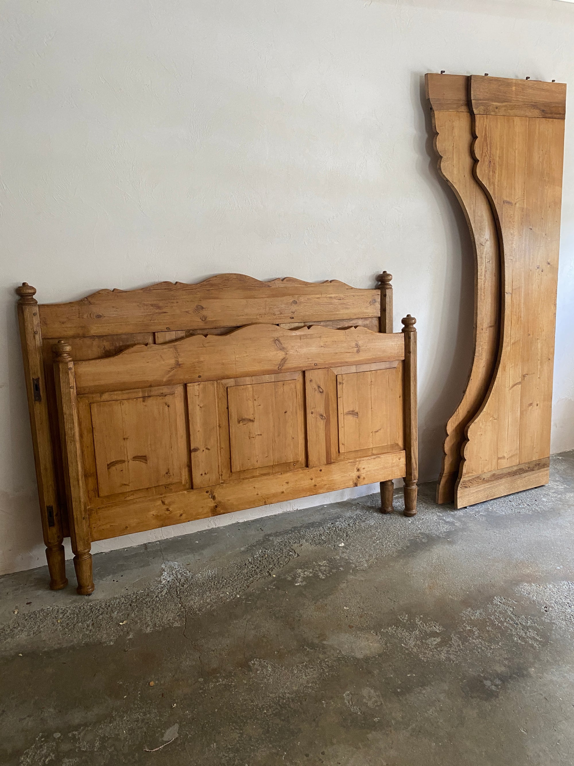 Full Size Antique Pine Sleigh Bed c. 1900