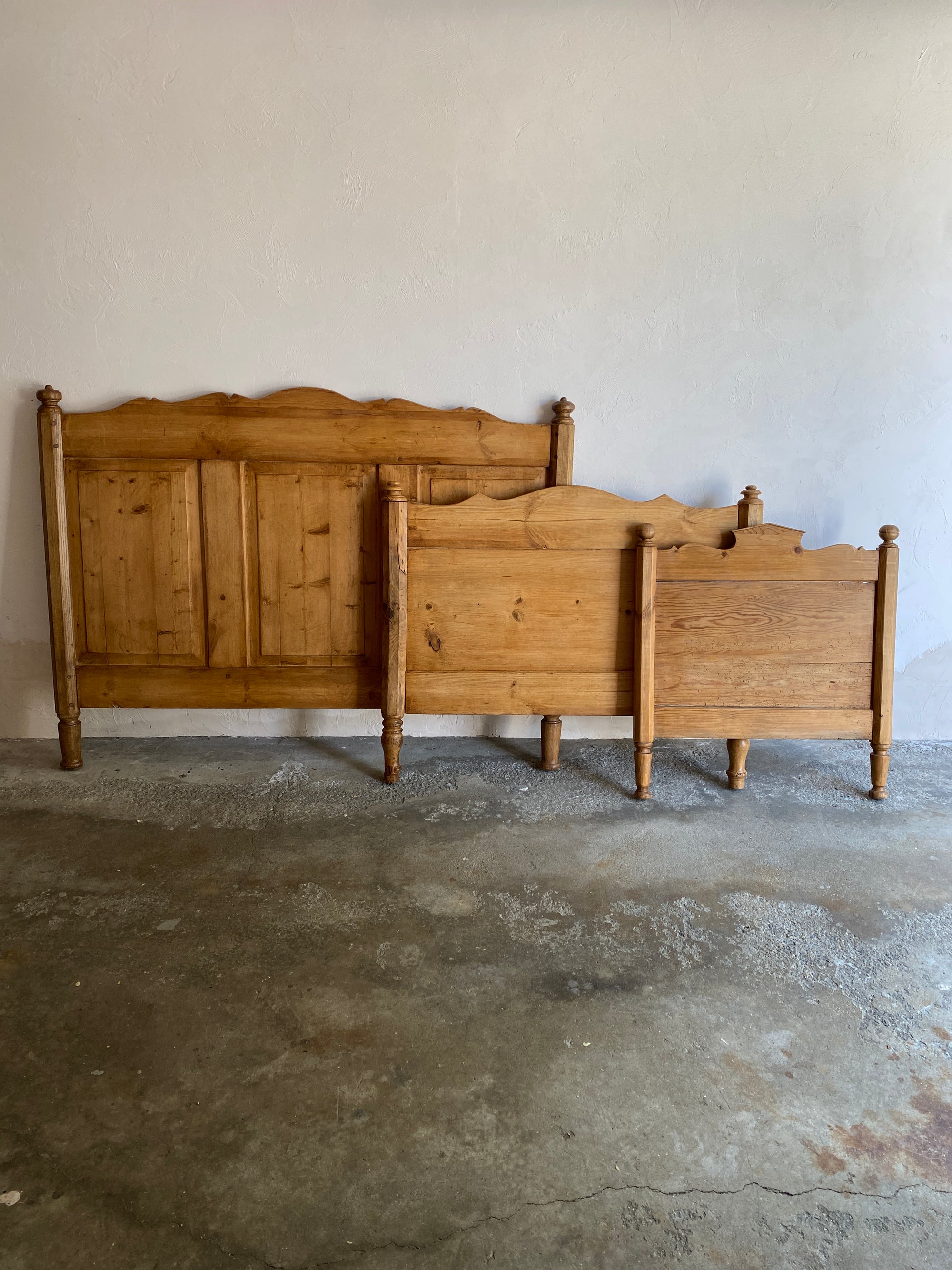 Full Size Antique Pine Sleigh Bed c. 1900