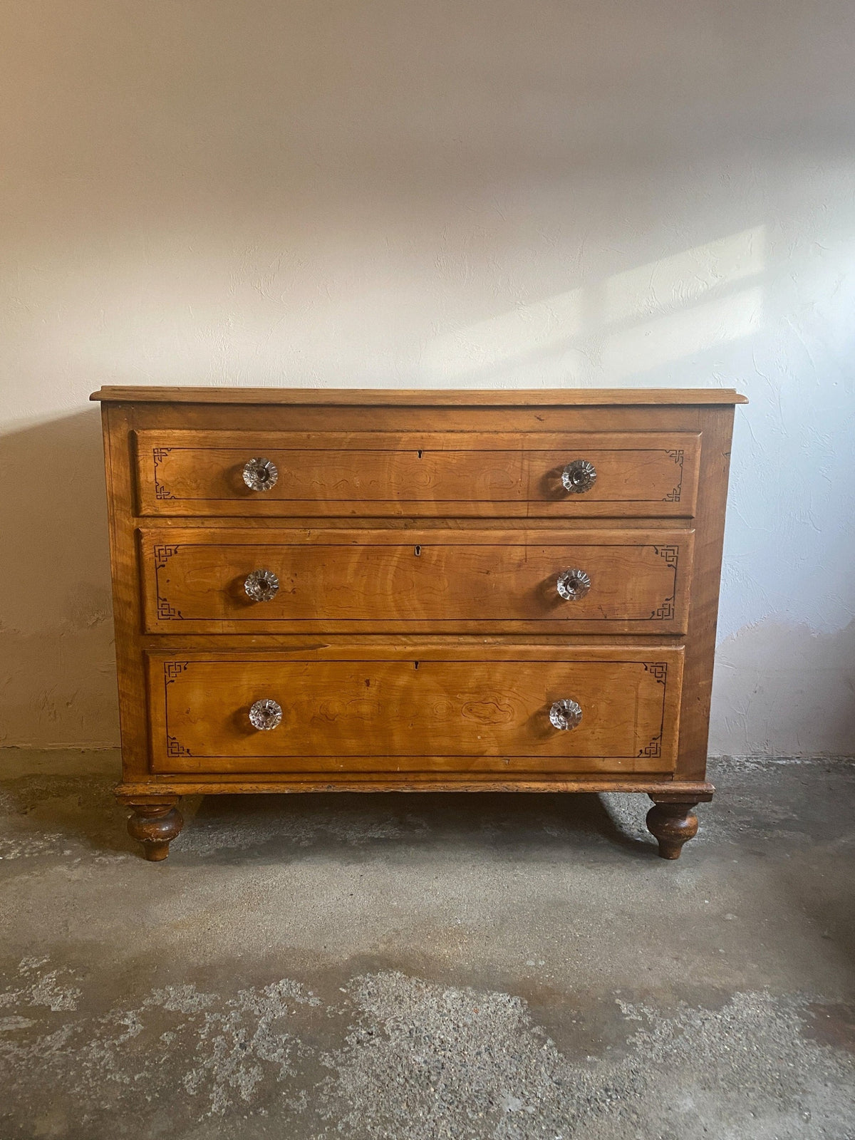 Antique Victorian Chest of Drawers with Original Painted Lines
