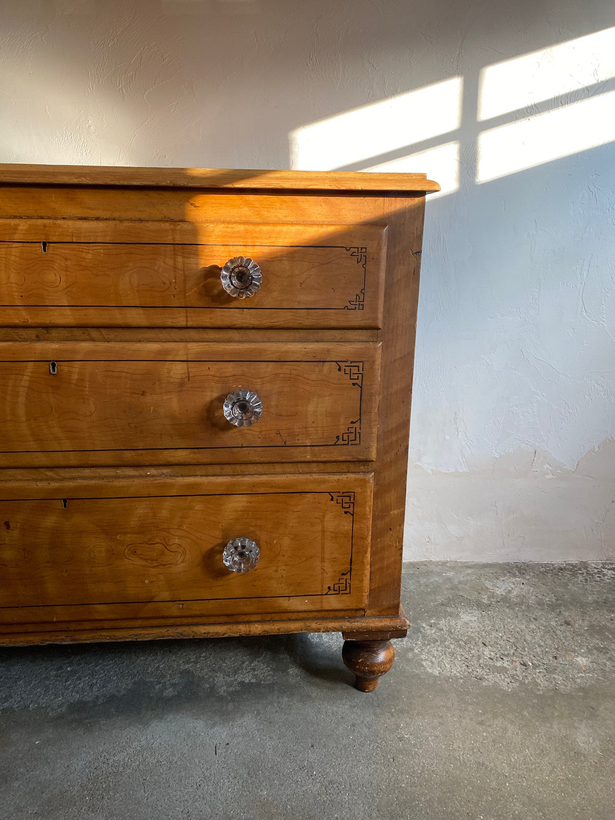 Antique Victorian Chest of Drawers with Original Painted Lines